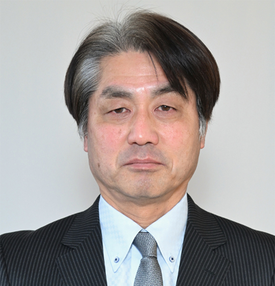 足達 尚人 副部長