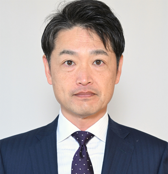鷹尾 泰伸 部長