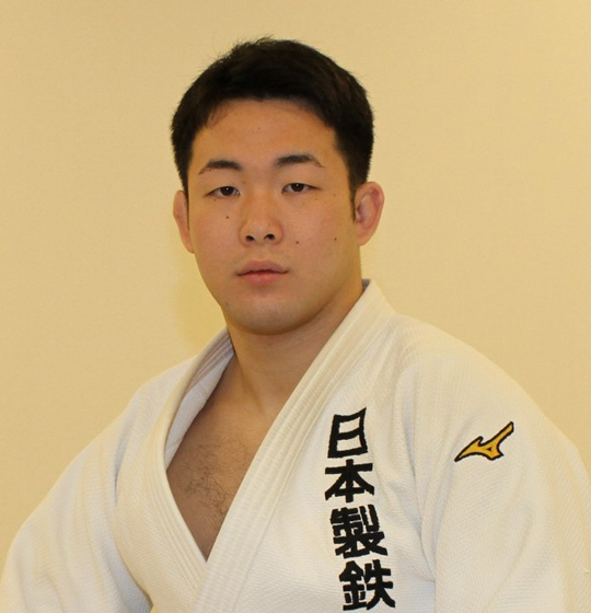 山村　陸斗