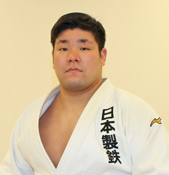山元　隆一