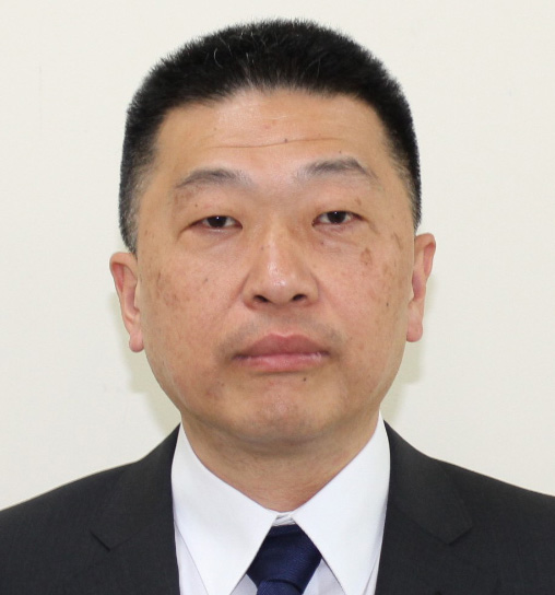 松村　健司　部長