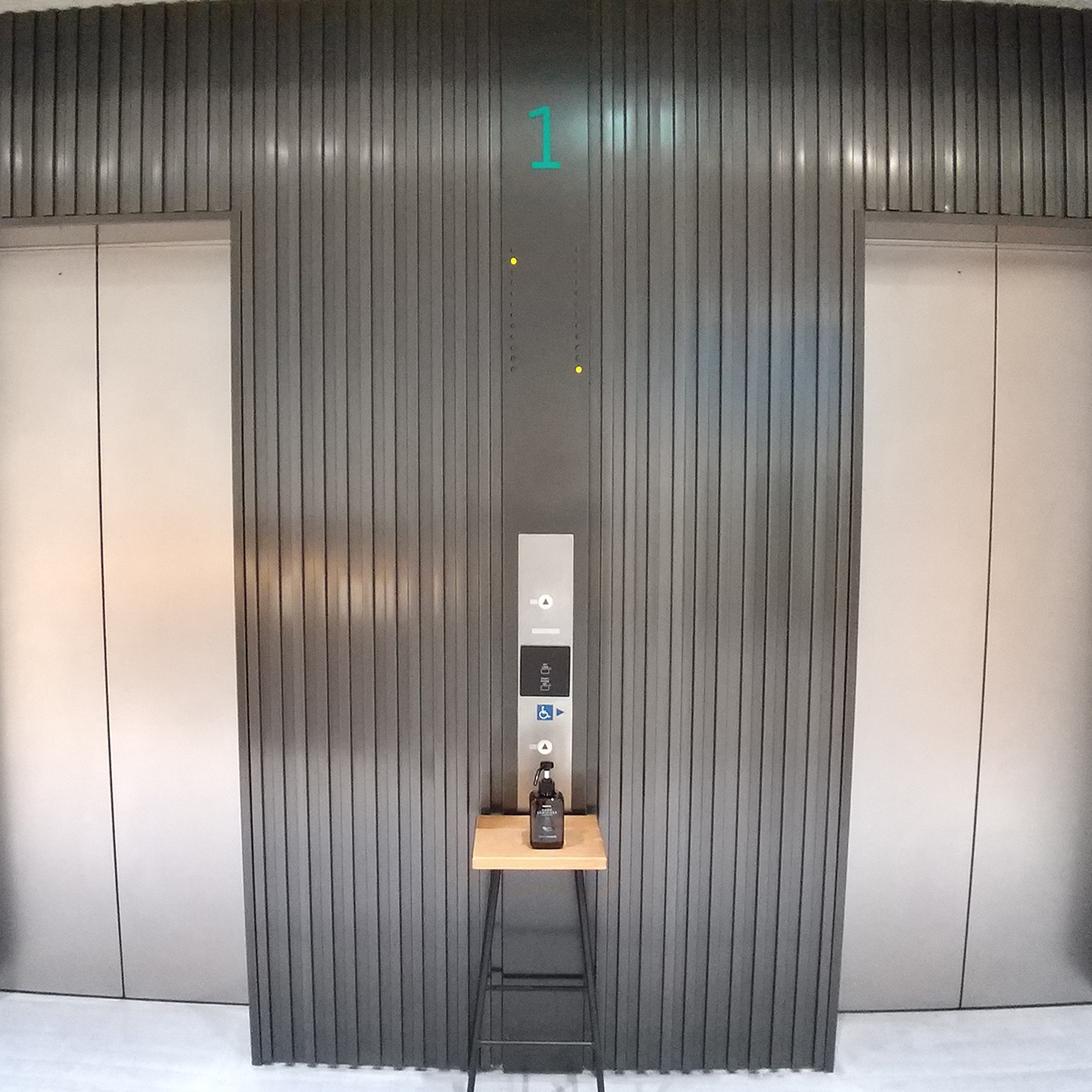 エレベーターホール