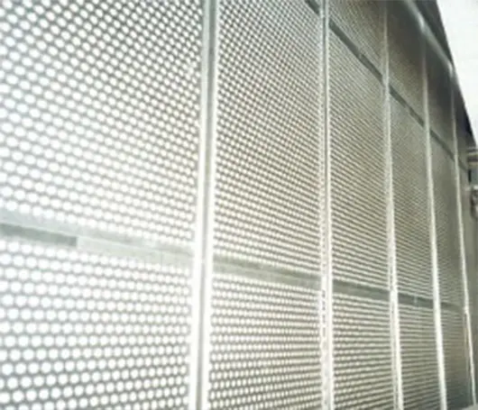 清掃工場防音壁