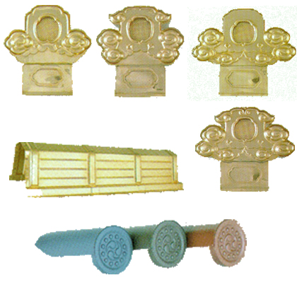 Amarume Crafts Co., Ltd.×“TranTixxii”  Decorative ridge-end tiles