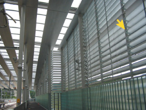 隔音百叶墙板（车站建筑物）